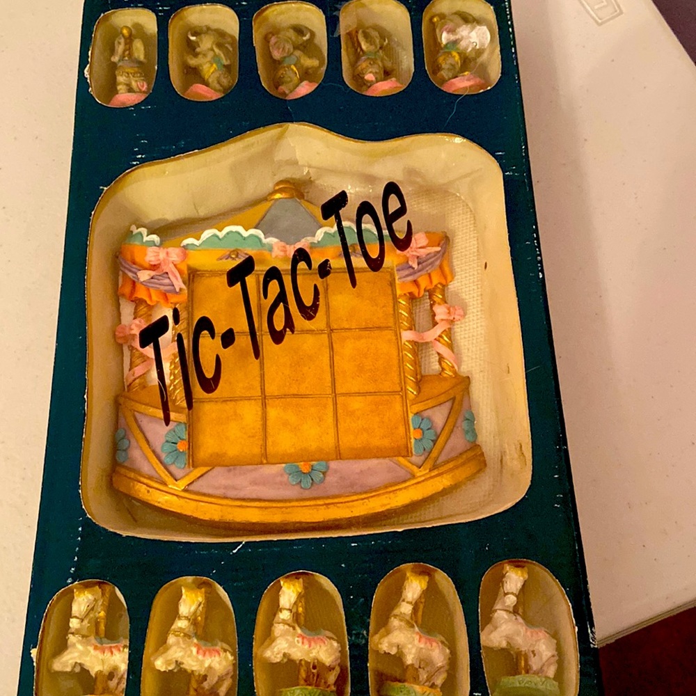 NIB Vintage resin Tic-tac-toe merry go round game